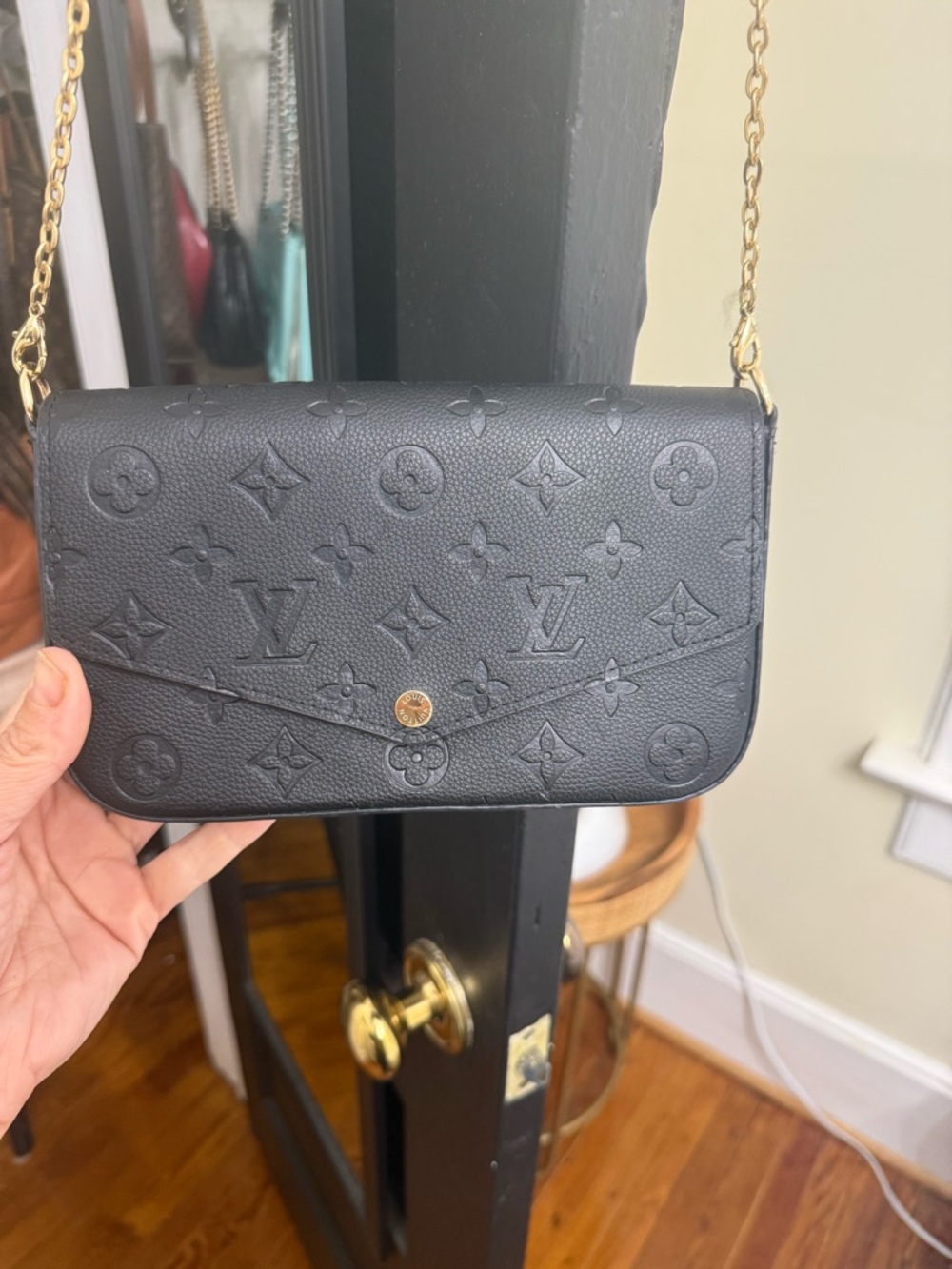 Source Unknown Black Embossed Crossbody with Gold Chain Strap